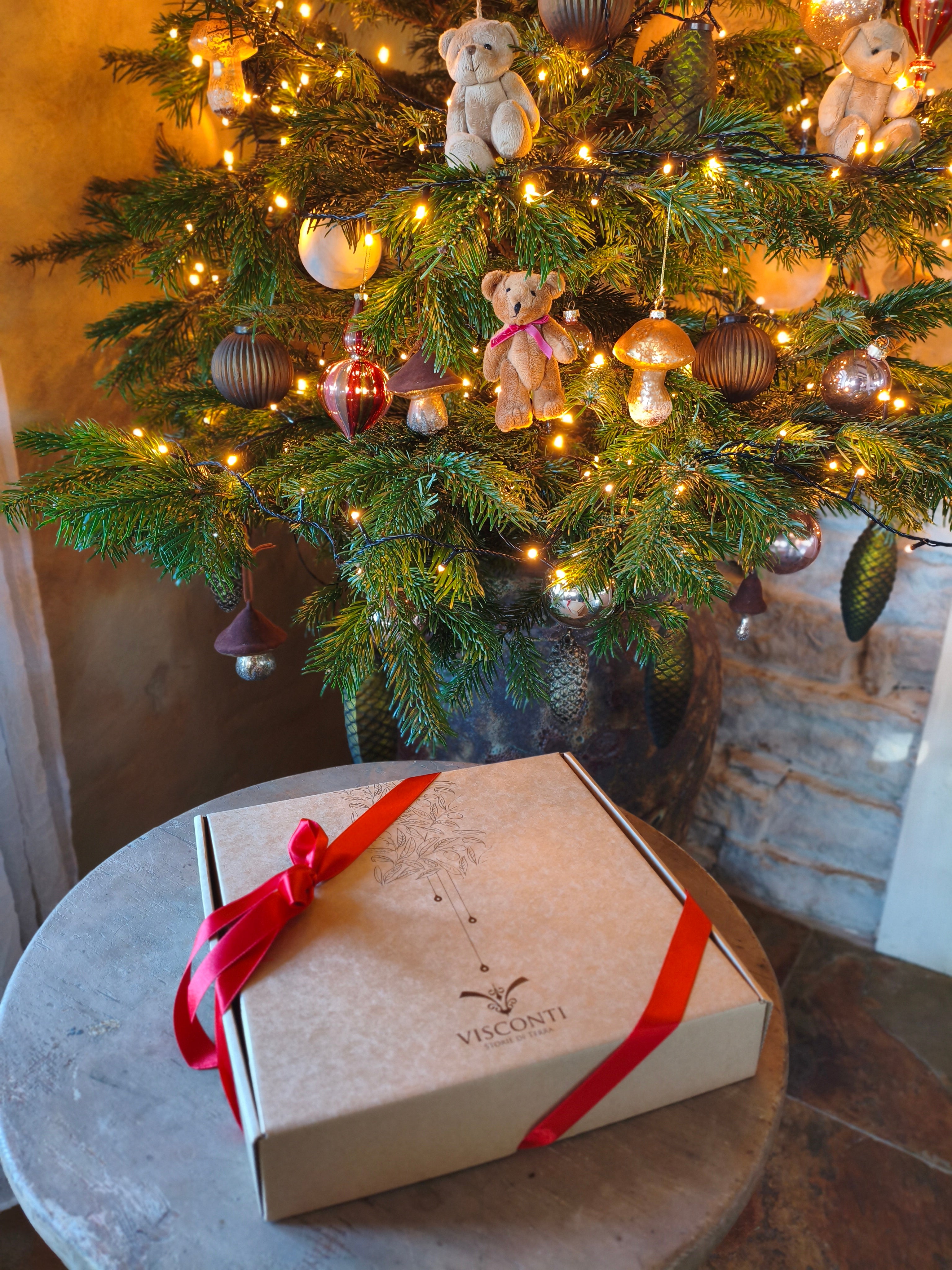 Gift Box: Selection of Extra Virgin Olive Oil and Infused Condiments